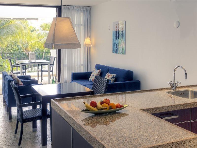 Floris Suite Hotel - Spa & Beach Club - Adults Only Piscadera Bay Exterior photo