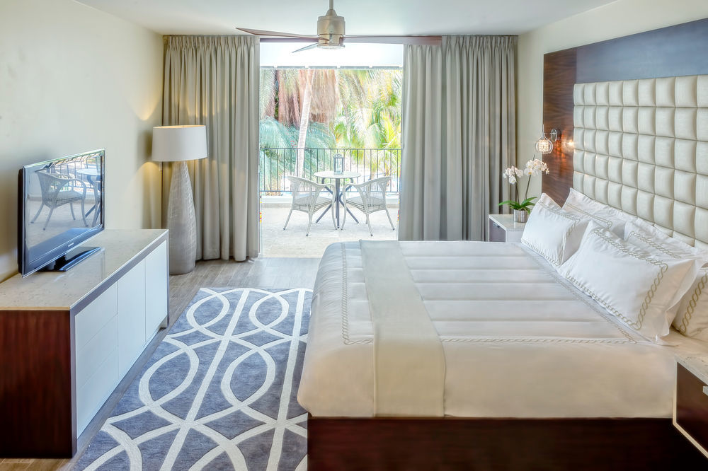 Floris Suite Hotel - Spa & Beach Club - Adults Only Piscadera Bay Exterior photo