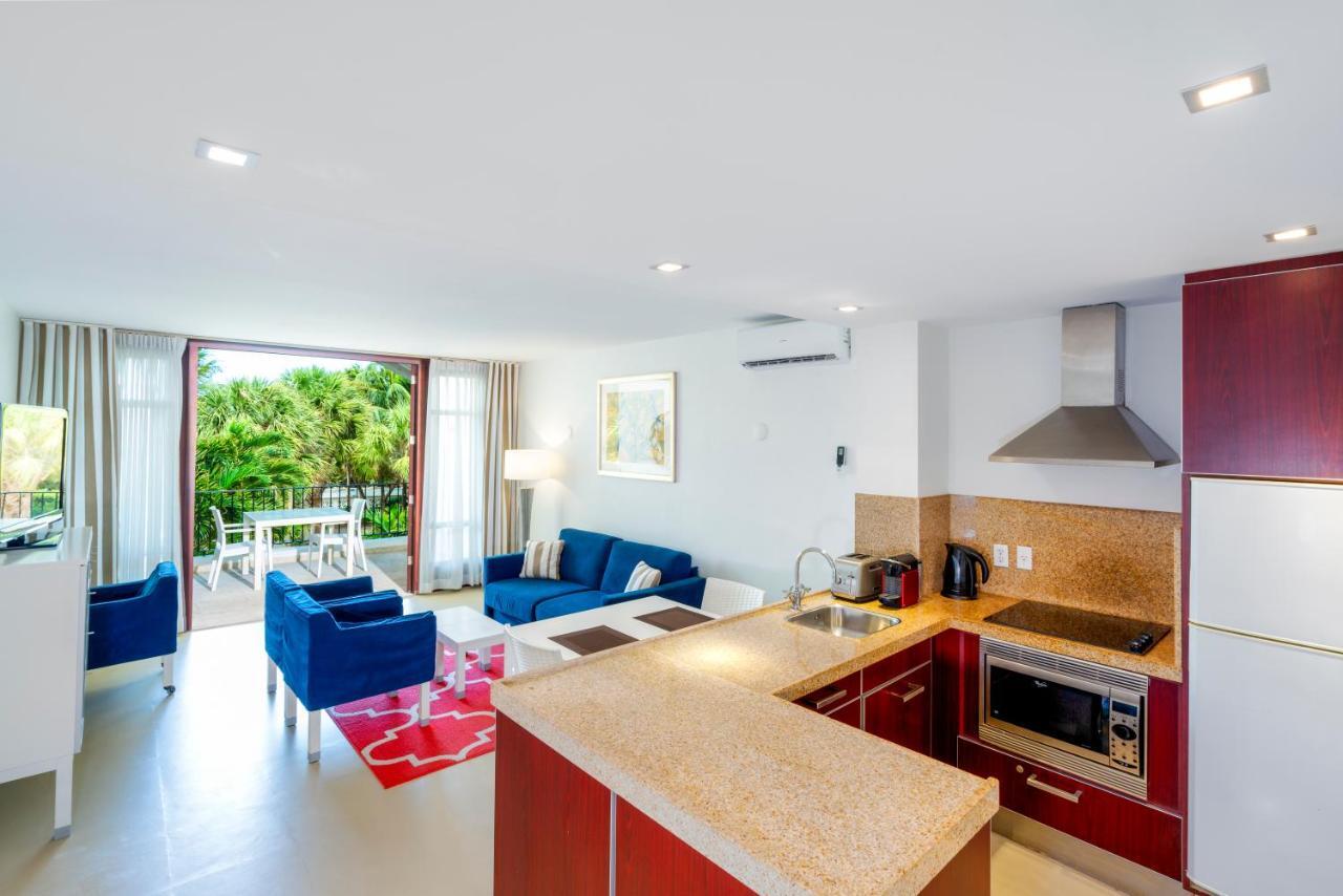 Floris Suite Hotel - Spa & Beach Club - Adults Only Piscadera Bay Exterior photo