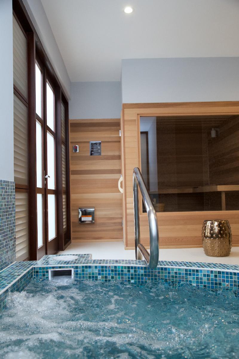 Floris Suite Hotel - Spa & Beach Club - Adults Only Piscadera Bay Exterior photo
